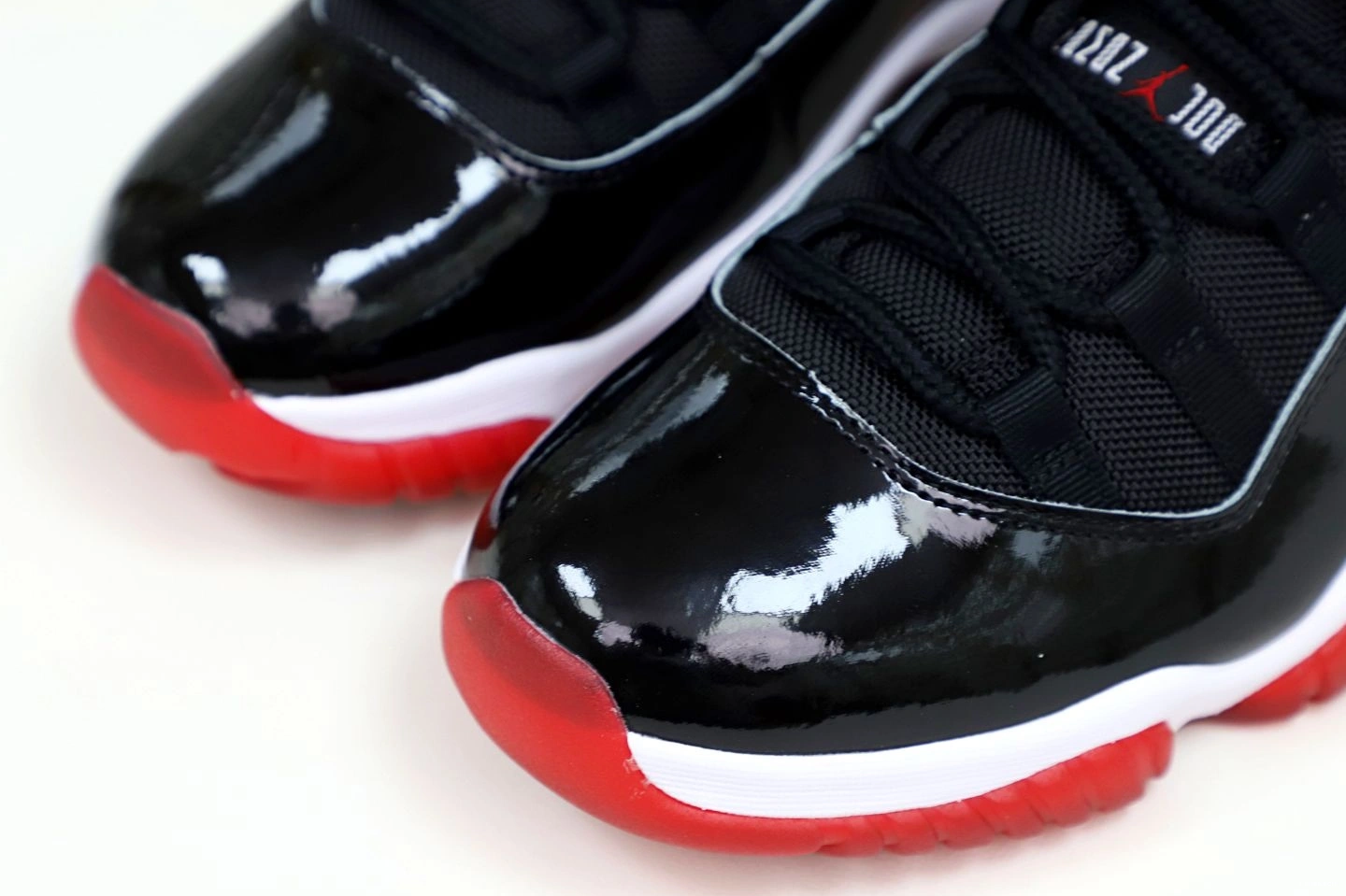 AIR 2019 'BRED' JORDAN RETRO 11 0120